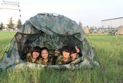  鄭州女子軍事夏令營(yíng)有哪些特色課程？