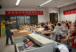 參加鄭州學(xué)能夏令營提升孩子自我的綜合素質(zhì)