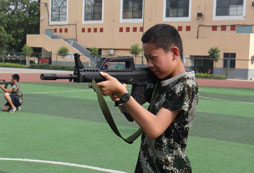 中小學(xué)生暑假參加濮陽附近的軍事夏令營在哪報名？