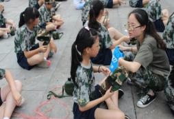 鄭州軍事夏令營的安全防護(hù)讓更多學(xué)生放心的參加活動
