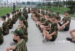 多大的孩子合適參加鄭州軍事夏令營