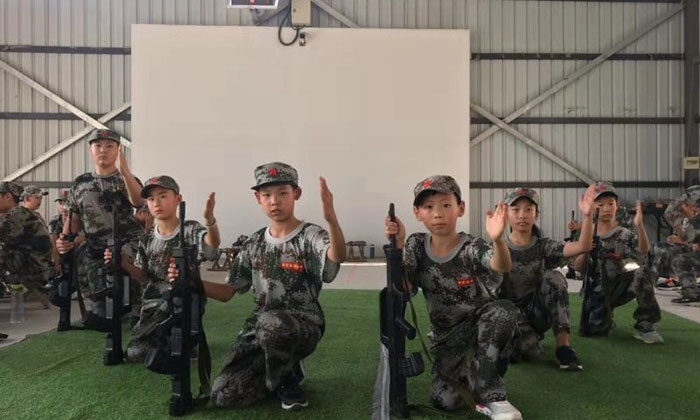 高中生軍訓(xùn)夏令營(yíng)活動(dòng)有哪些