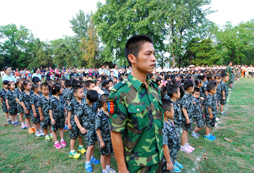中學(xué)生軍事夏令營有什么樣的教育理念？