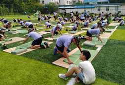 適合初二學(xué)生參加的軍事夏令營活動內(nèi)容有哪些？