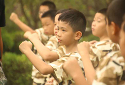周邊夏令營(yíng)對(duì)孩子的成長(zhǎng)究竟有哪些意義