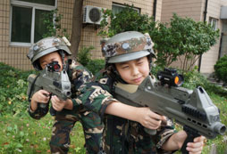 珠海軍事夏令營(yíng)讓孩子擁有難忘的暑假！