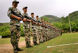 小學(xué)生參加暑期軍事夏令營有哪些問題需要注意