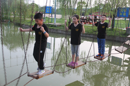 體驗過鐵索橋