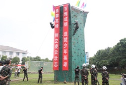 戰(zhàn)狼集結(jié)號(hào)軍事?tīng)I(yíng)讓孩子有了哪些成長(zhǎng)？