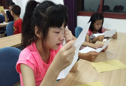 遵義中學生夏令營為孩子們提供學習技巧