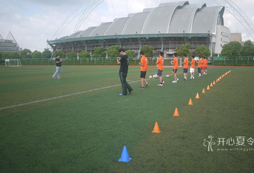 中學生參加足球青年訓練營報到流程