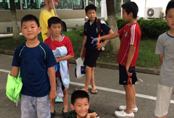 沒有經(jīng)驗(yàn)的學(xué)生可以參加青少年足球夏令營(yíng)嗎