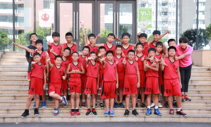 國內(nèi)青少年足球夏令營在哪里