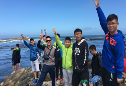 國(guó)際足球夏令營(yíng)走進(jìn)專業(yè)級(jí)的訓(xùn)練場(chǎng)地