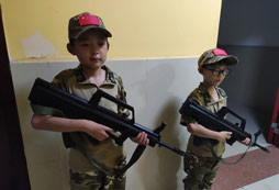 孩子參加志行趣學(xué)軍事夏令營收獲滿滿